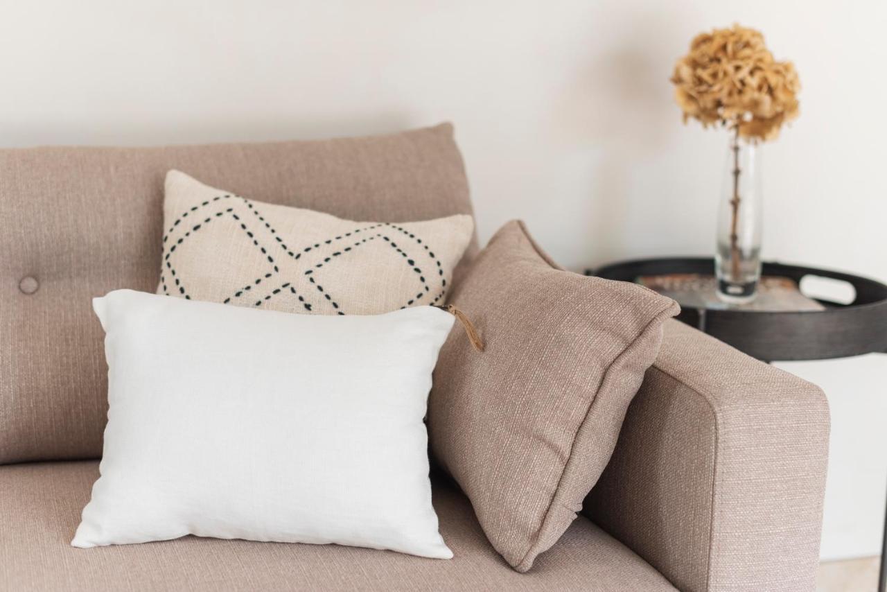 אפט La Petite Ruche, 1 Bedroom Gite In The Luberon מראה חיצוני תמונה