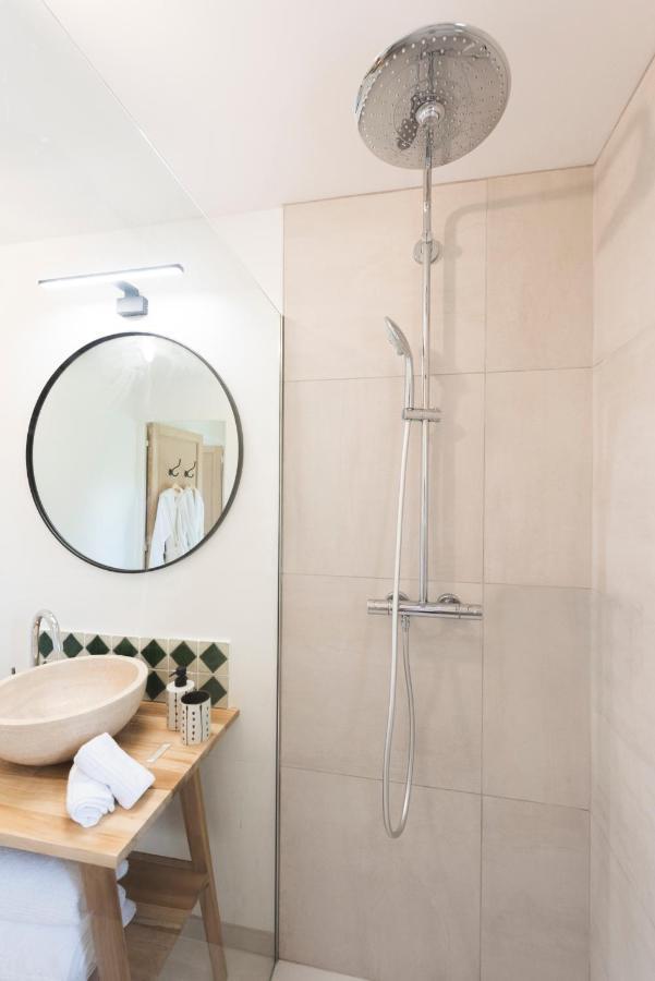 אפט La Petite Ruche, 1 Bedroom Gite In The Luberon מראה חיצוני תמונה